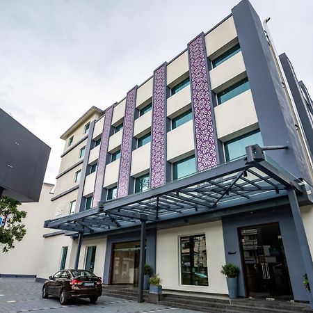 Lilac Hotel Guruvāyūr Exterior foto